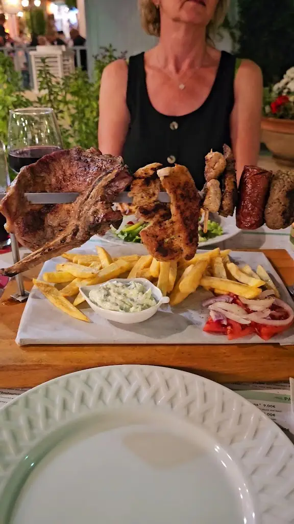 Petrino Garden_Mália_slider_image_2