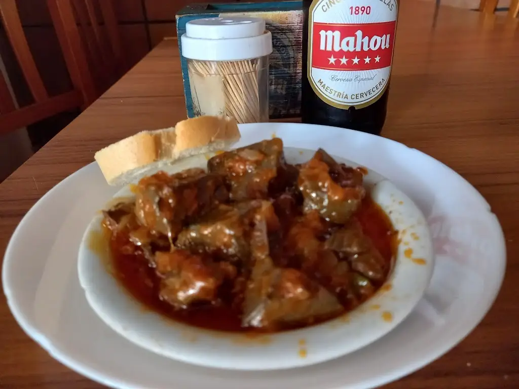 Odysseus Restaurant_Mokhós_slider_image_2