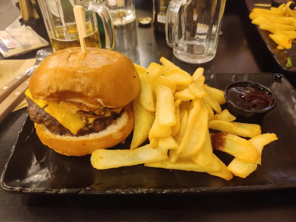 Maciej Trojniar_Psēstērio_Moíres_Bewertung