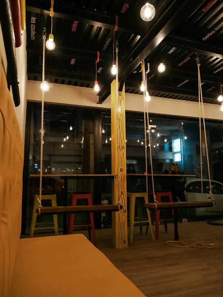 Psēstērio Restaurant in Moíres