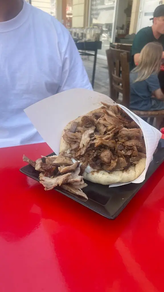 Kélian Tardy_Balantēs_Moíres_review