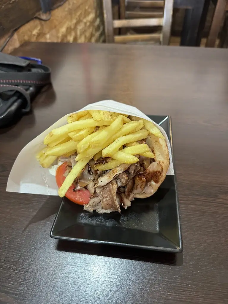 Michal Polák_Balantēs_Moíres_review