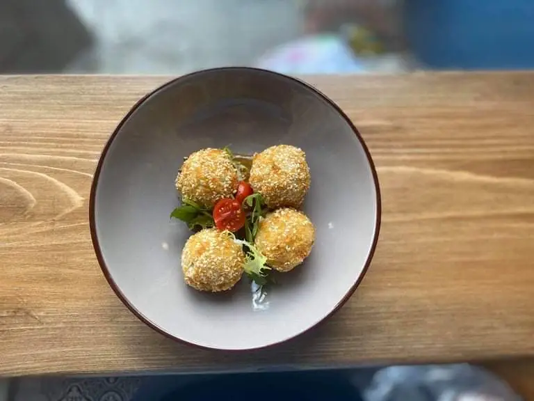 Menü_Peinakothḗkē_Moíres_Bild_9