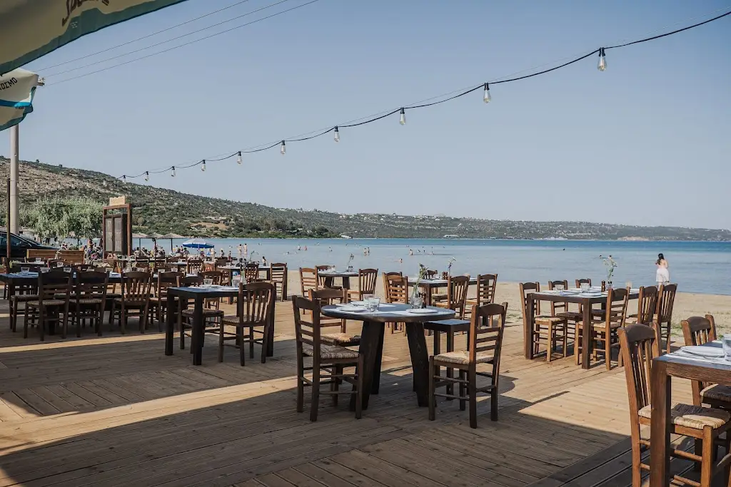 Ψαροκάικο Χανιά - Psarokaiko Chania Seaside Restaurant Restaurant in Mouzourás