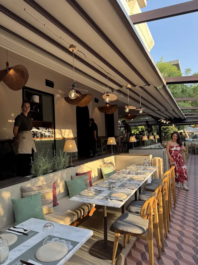 George N_Dopios Glyfada_Glyfáda_review