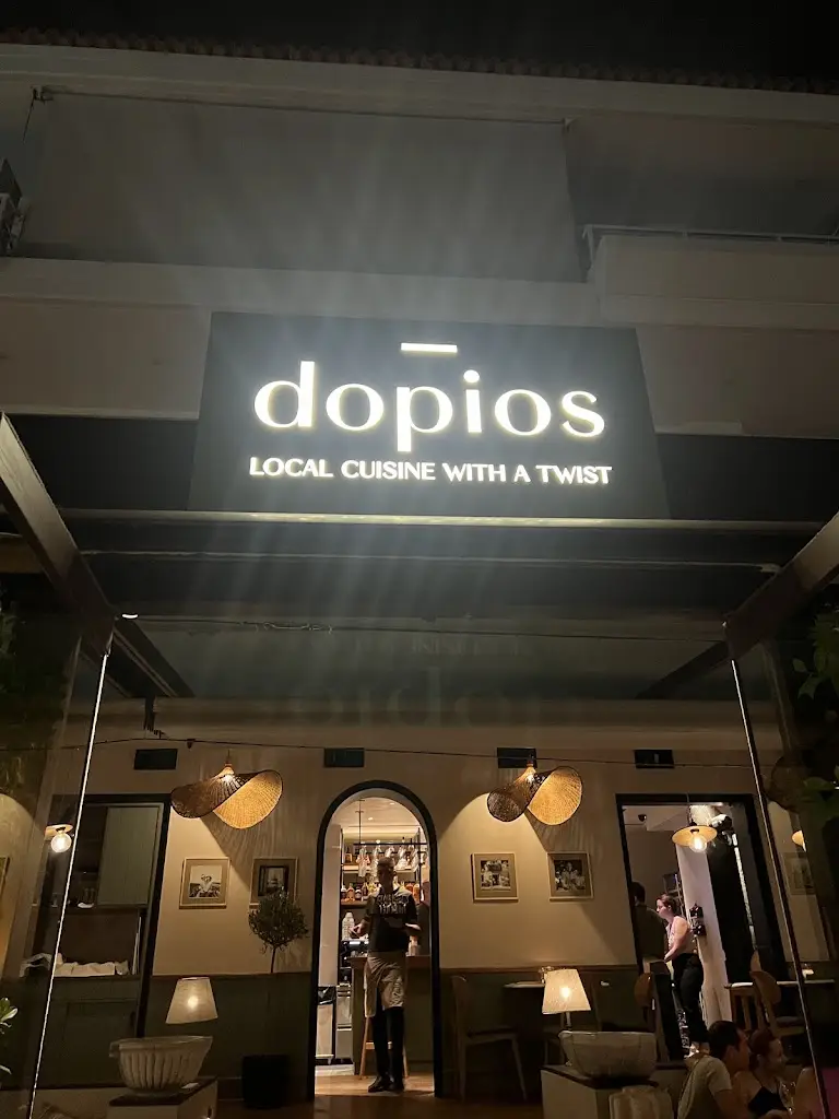 Dopios Glyfada Restaurant in Glyfáda