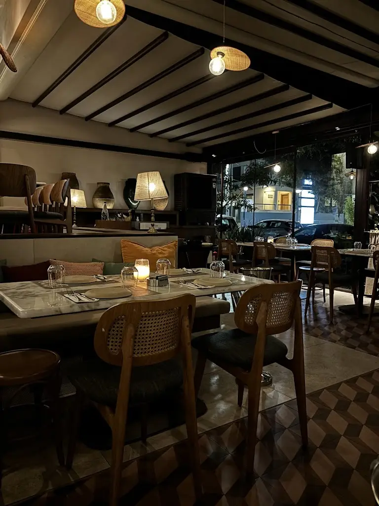 Dopios Glyfada_Glyfáda_slider_image_2