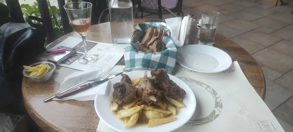 Menü_Ταβέρνα Η Κάρα_Néa Anatolí_Bild_3