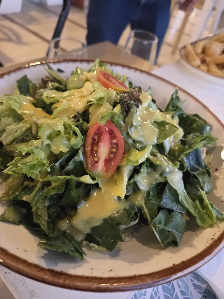 Oana Plo_Archipelagos Seafood Restaurant_Nomós Irakleíou_avis