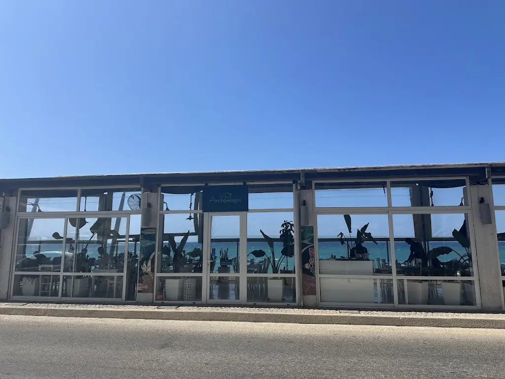 Ellie T_Archipelagos Seafood Restaurant_Nomós Irakleíou_avis