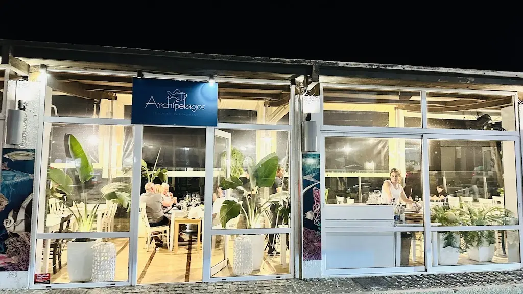 Archipelagos Seafood Restaurant_Nomós Irakleíou_slider_image_3