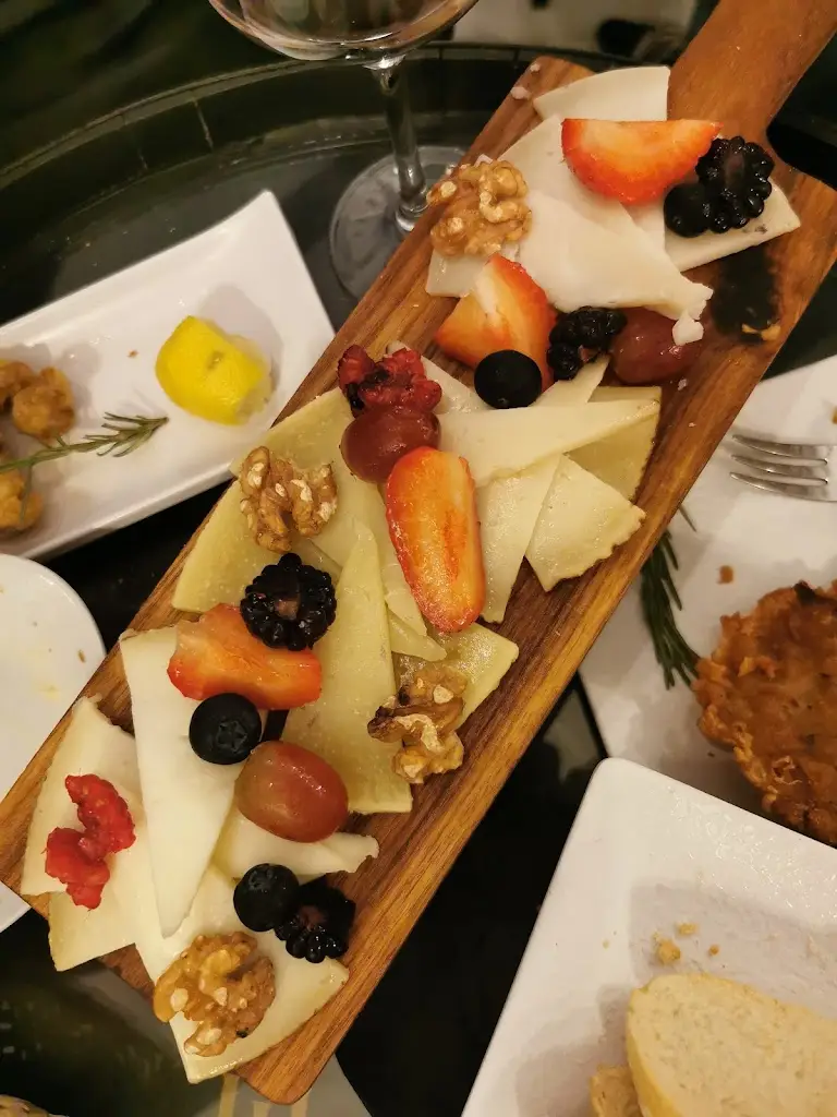 Menu_Sphoungaras_Néa Alikarnassós_image_8