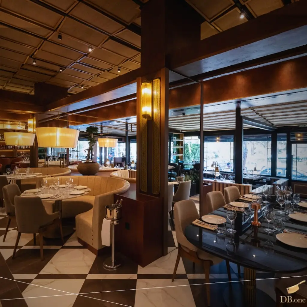 DB.one Restaurant in Glyfáda