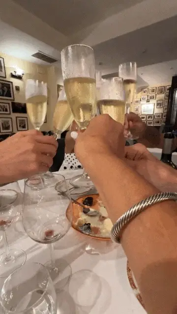 Tomasz Krezymon_A la Cream_Néa Alikarnassós_avis