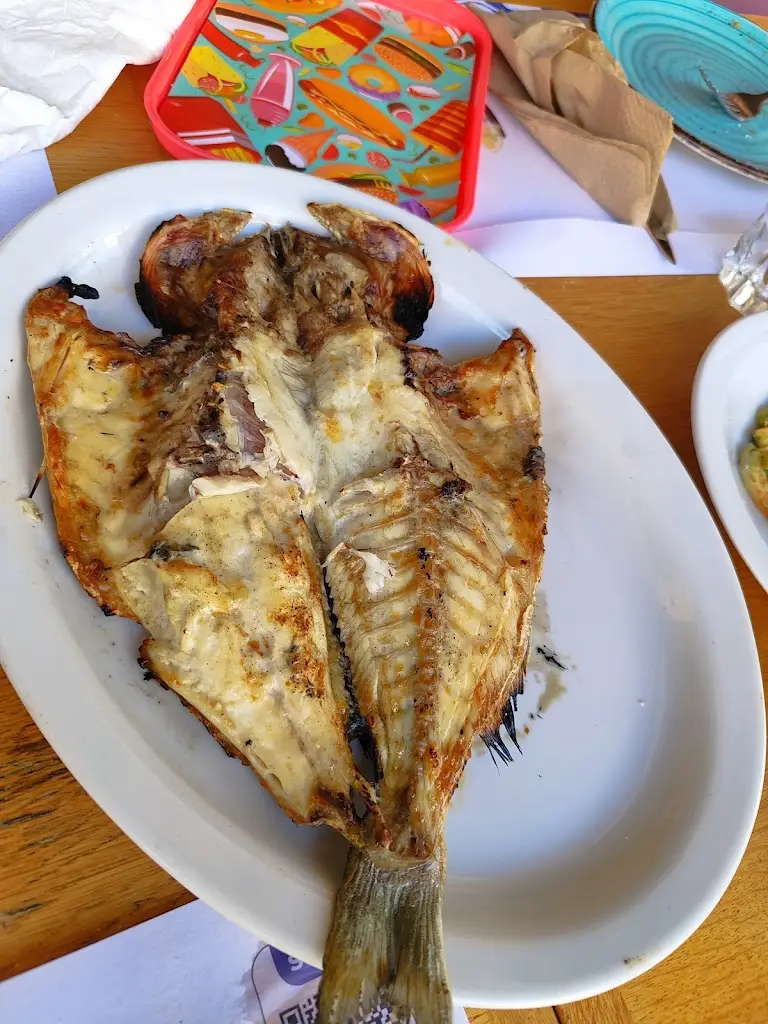 Ψαροταβέρνα - Ουζερί 