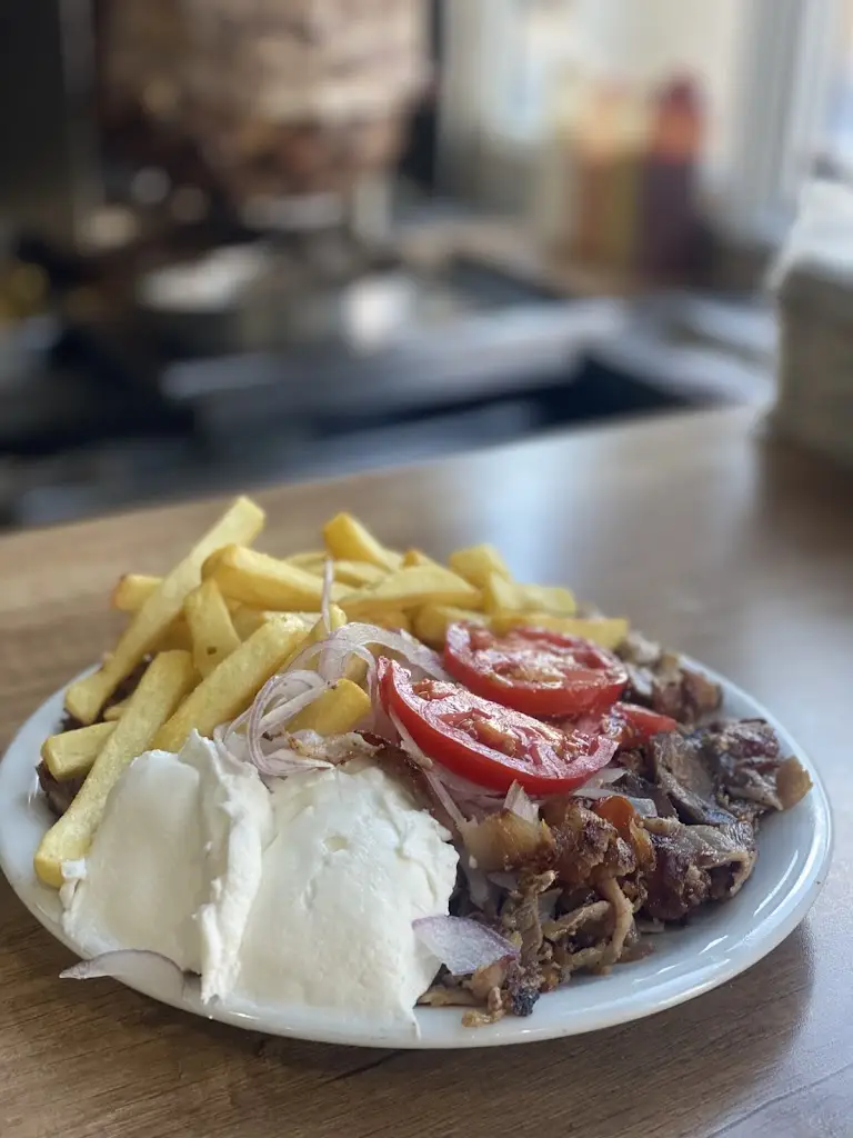 Πάμε..γύρο_Néa Alikarnassós_slider_image_3