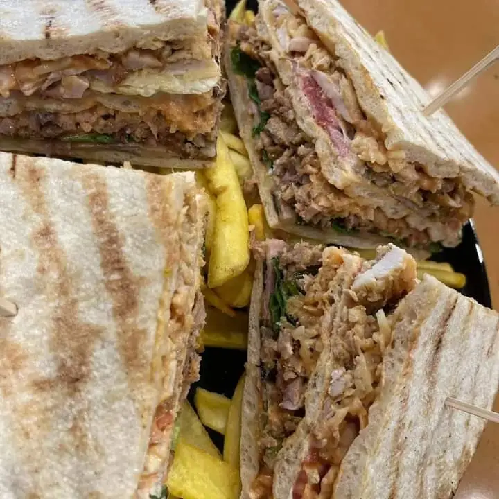 Menü_Estiades Taverna-Snack Bar_Neápoli_Bild_9