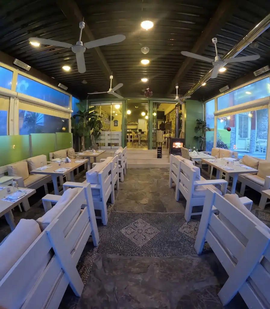 Pizza di Neapoli (Antonios Emm. Dialynas) Restaurant in Neápoli