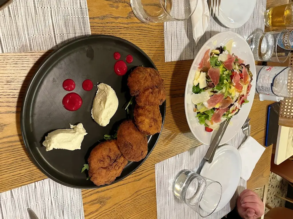 Volker Hofmann_Le Farfalle_Neápoli_Bewertung