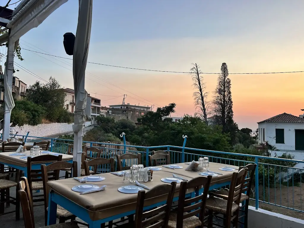 Neráida Restaurant in Neápoli