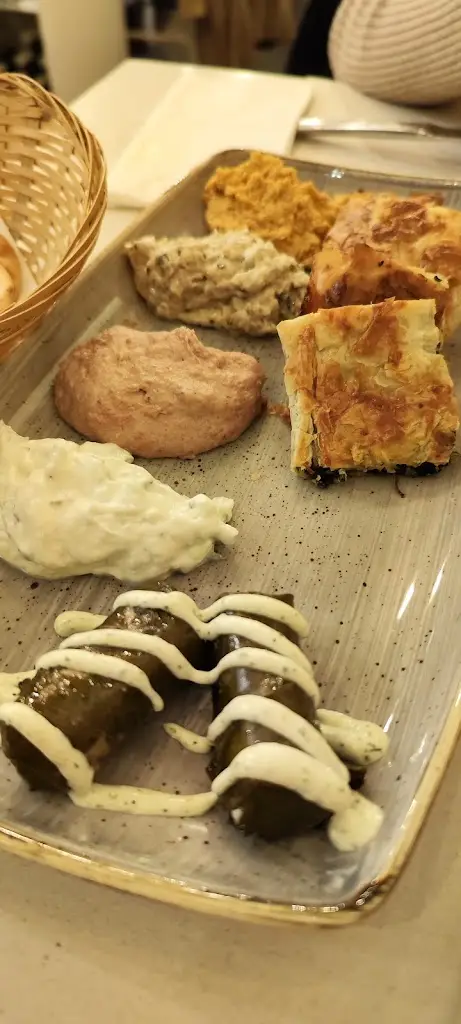 Menu_Yi_Glyfáda_image_6