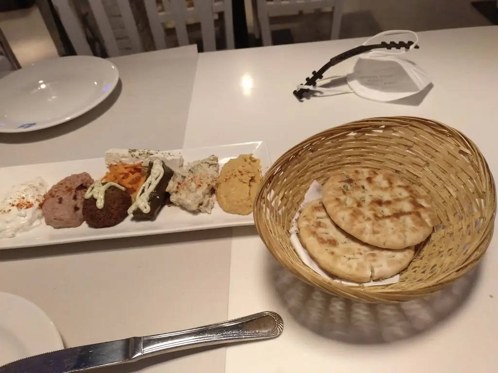 Menu_Yi_Glyfáda_image_7