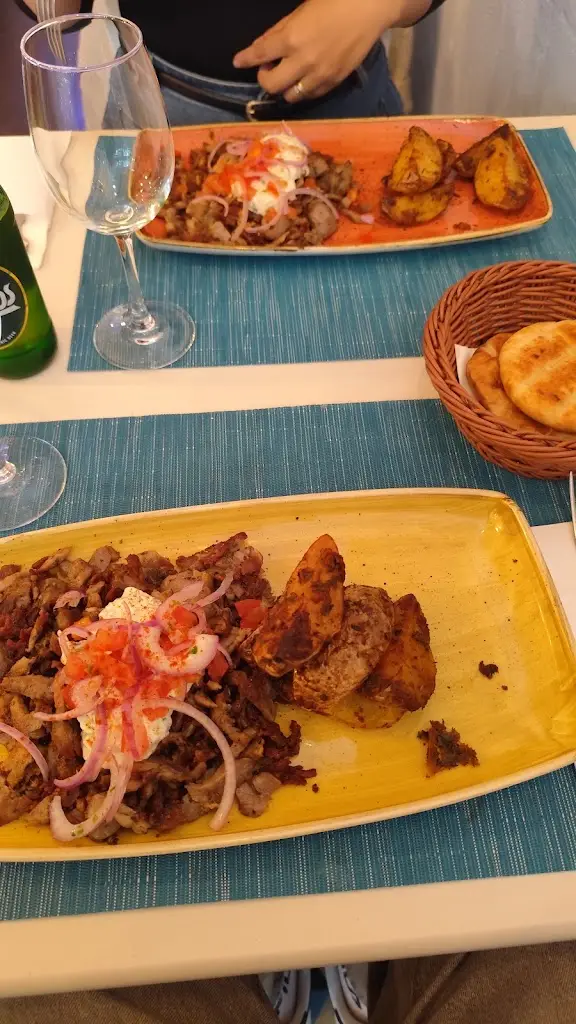 Gordana Ilic_Yi_Glyfáda_review