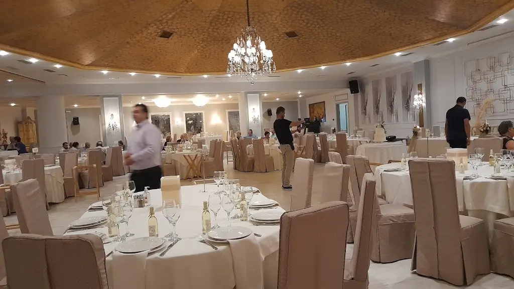 Pithari_Pithári_slider_image_1