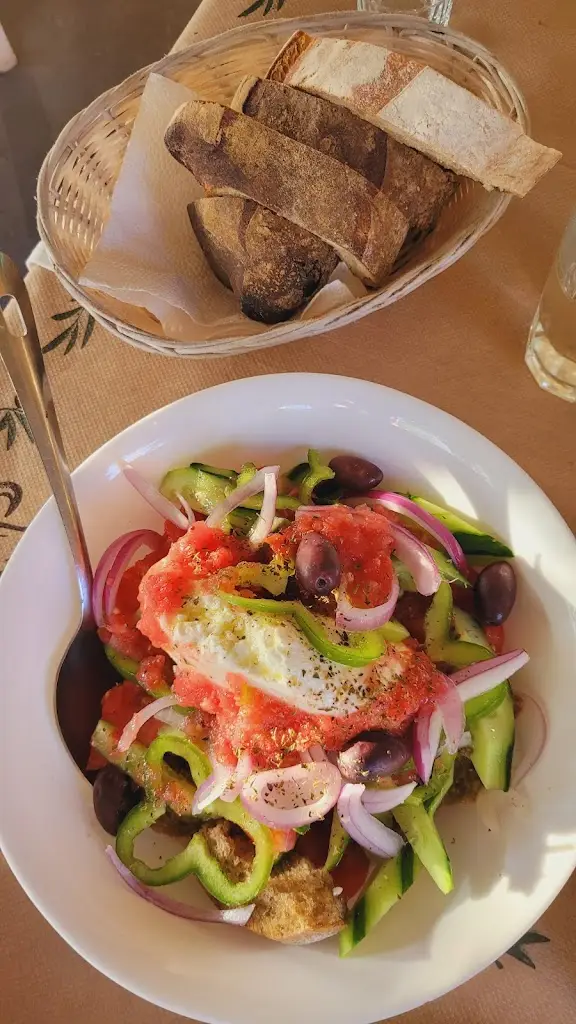 Grill Τaverna Nikos_Pithári_slider_image_3