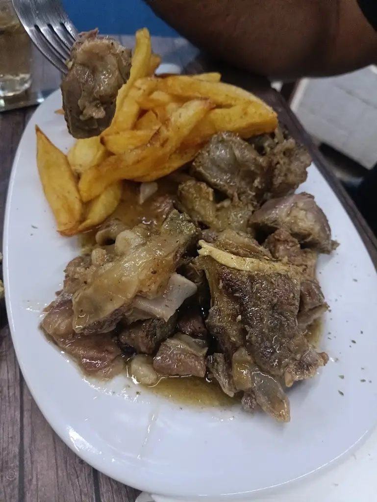 Menü_ΤΟ ΑΛΩΝΑΚΙ / TO ALONAKI_Pithári_Bild_3