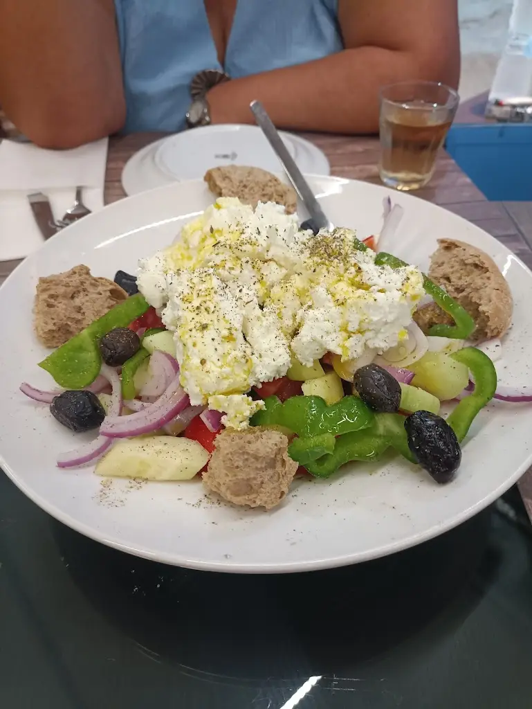 Menü_ΤΟ ΑΛΩΝΑΚΙ / TO ALONAKI_Pithári_Bild_4