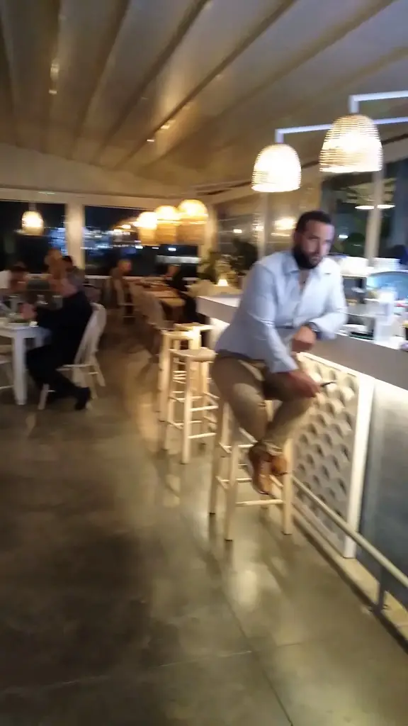 Captains House Seaside Restaurant_Pánormos_slider_image_2