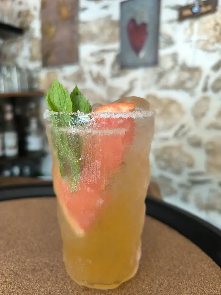 Meli & Xidi_Pánormos_slider_image_3