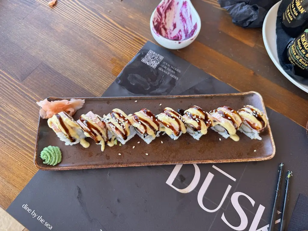 Mithilan Sivayogarajah_DUSK_Pánormos_Bewertung