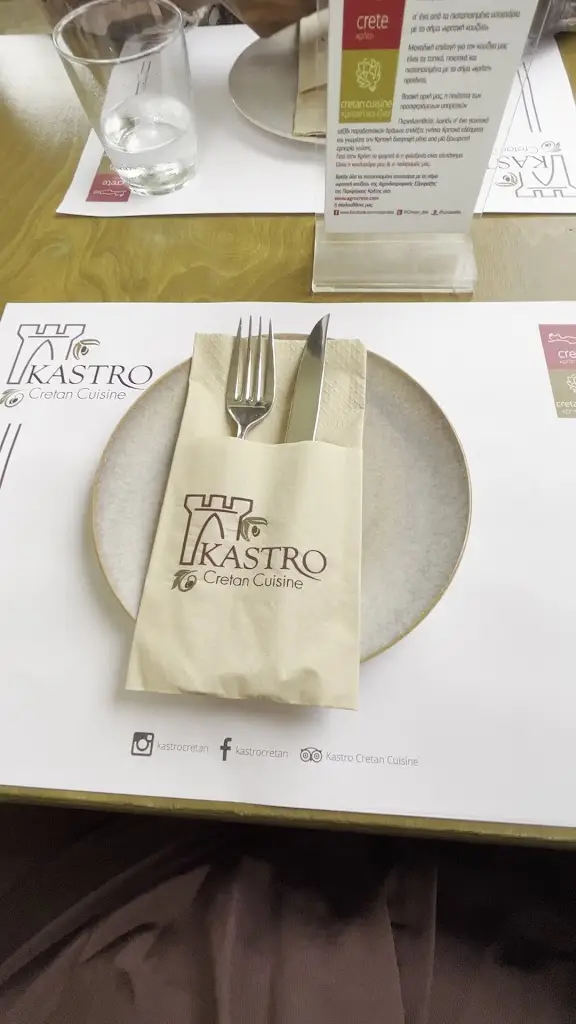 Kastro Cretan Cuisine_Pánormos_slider_image_2