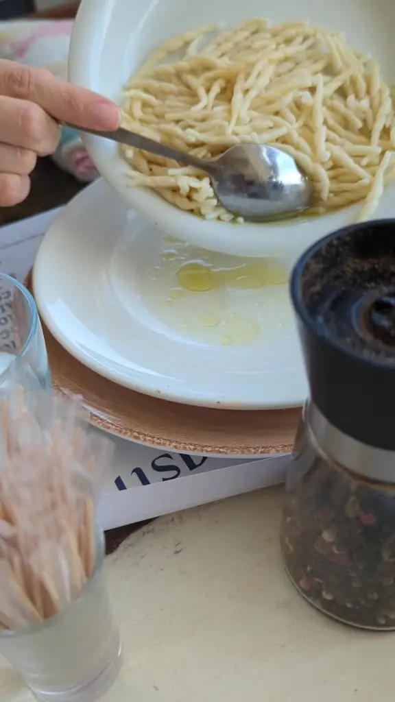 Porto Parassiris_Pánormos_slider_image_2