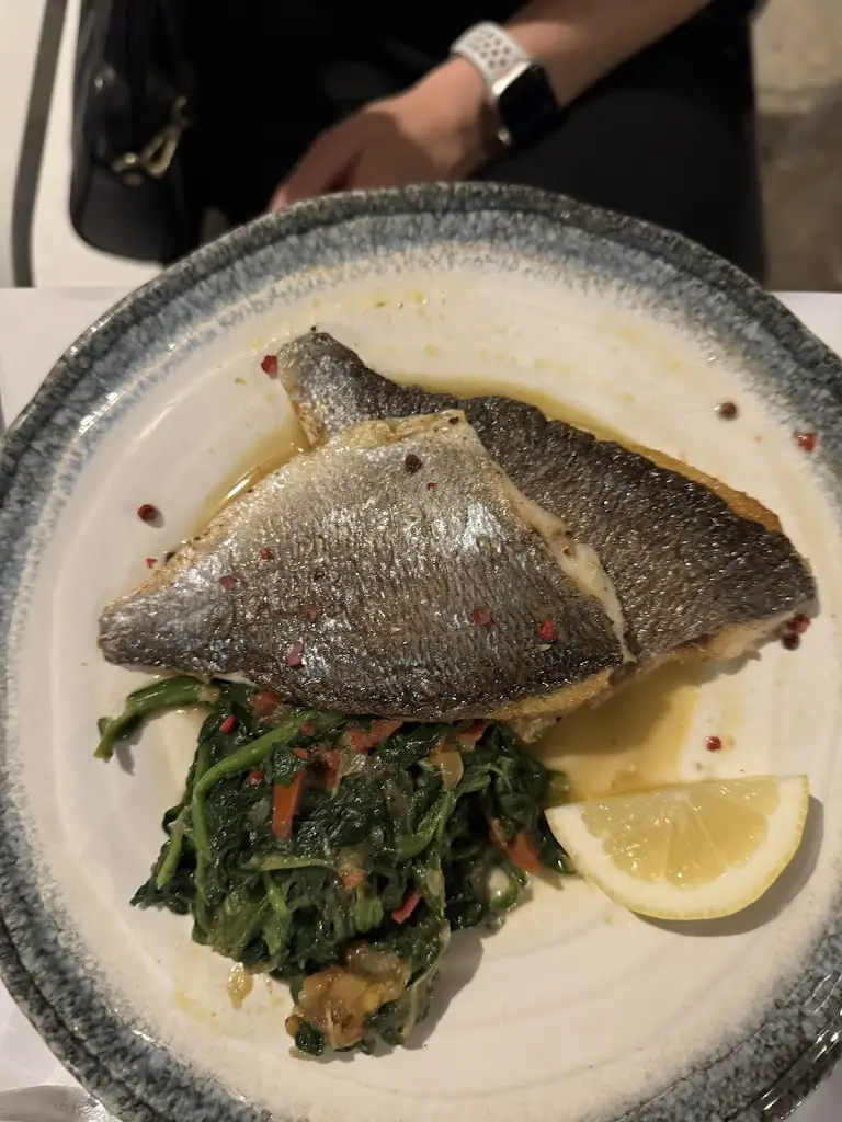 Menü_Locus Deli Restaurant_Pánormos_Bild_7