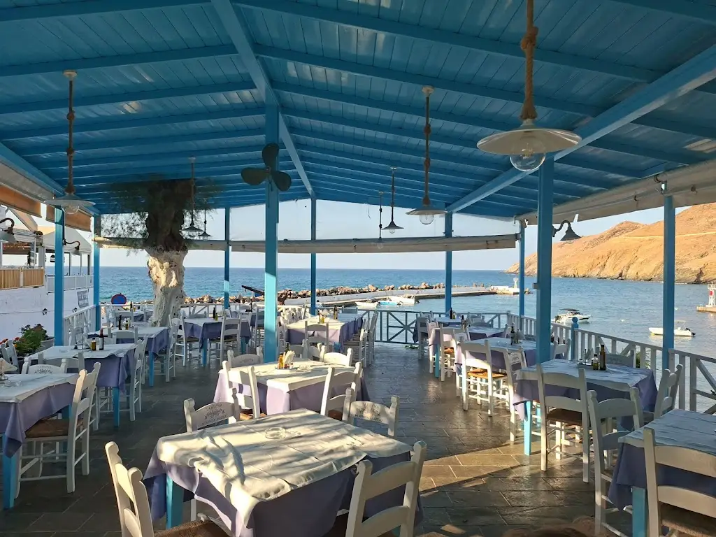 Barba Antreas Restaurant in Pánormos