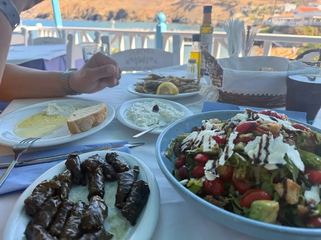 Barba Antreas_Pánormos_slider_image_3