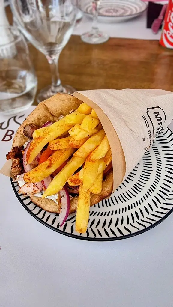 Natali Nussbaumer_ΜΠΕΡΕΚΕΤΙ/BEREKETI_Pánormos_review