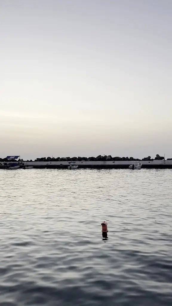 Sophie Leung_Agkira_Pánormos_review