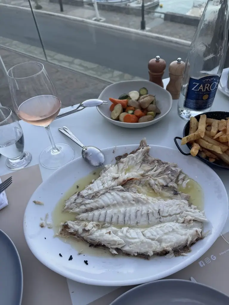 Menü_DESPINA ELOUNDA_Schísma Eloúndas_Bild_6