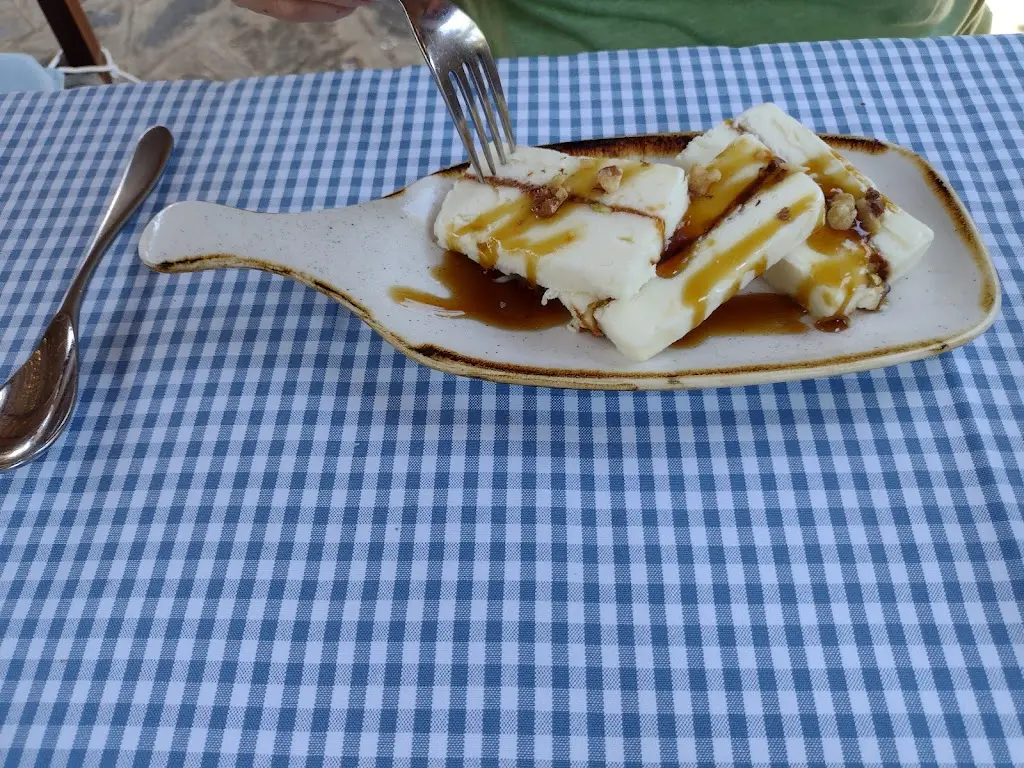 Kafenion_Schísma Eloúndas_slider_image_2