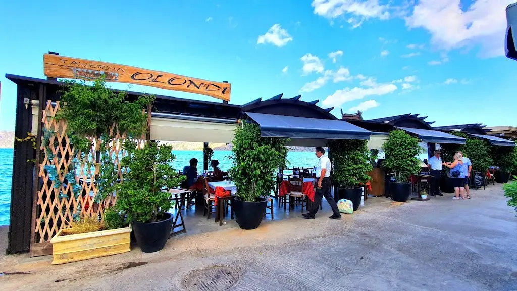 The Olondi restaurant à Schísma Eloúndas