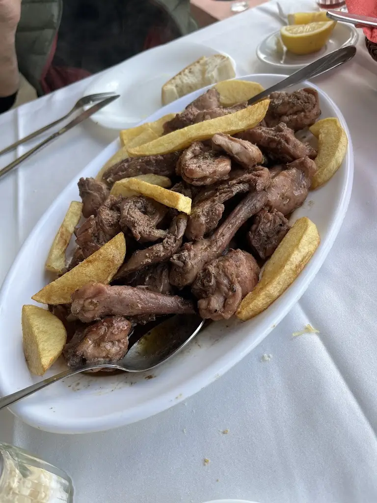 Menü_Ταβέρνα Το Κουνέλι_Tsikalariá_Bild_7