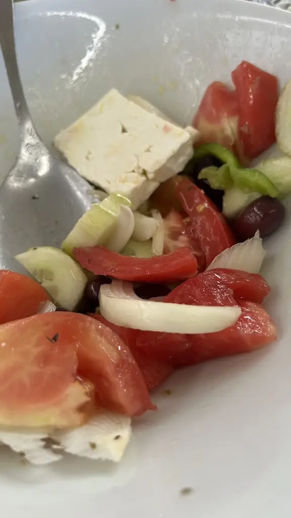 João Duarte_Tavern - Restaurant Me Raki_Sitia_review