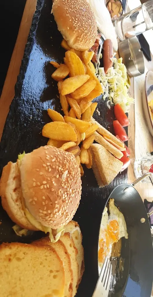 Menu_The Wall Music Bar_Sitia_imagen_3