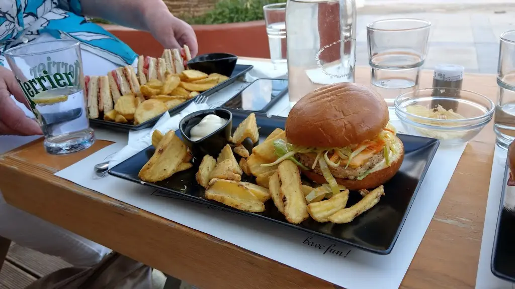 Menu_The Wall Music Bar_Sitia_imagen_4