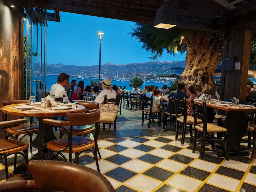 Στην Υγειά Μας_Sitia_slider_image_1