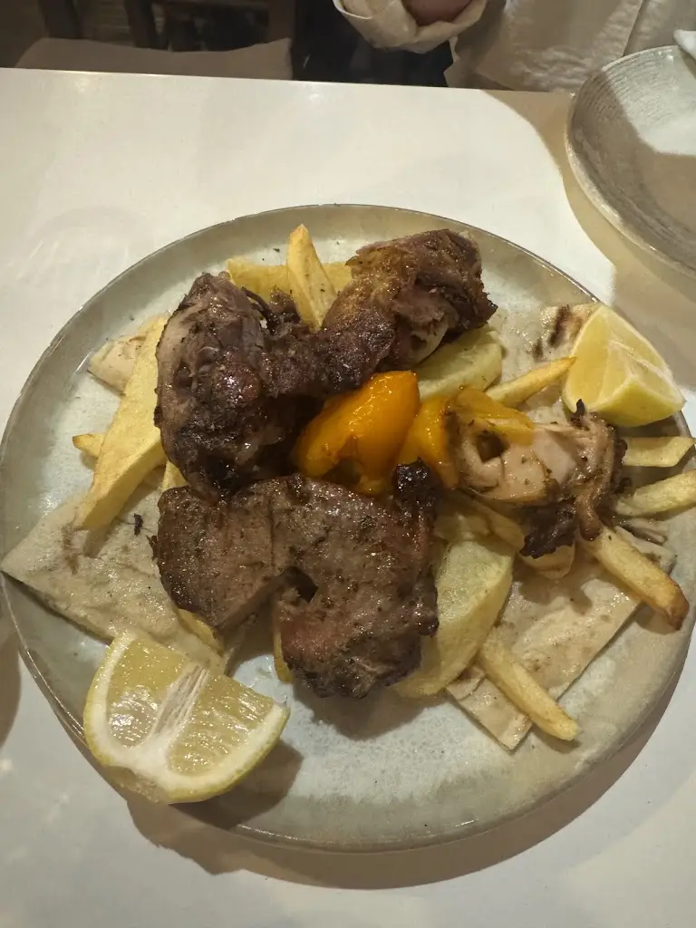 Ni Ar_Tzivaeri_Sitia_Bewertung